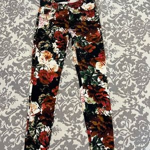 7 for all Mankind, flower print skinny jeans. Size 27.